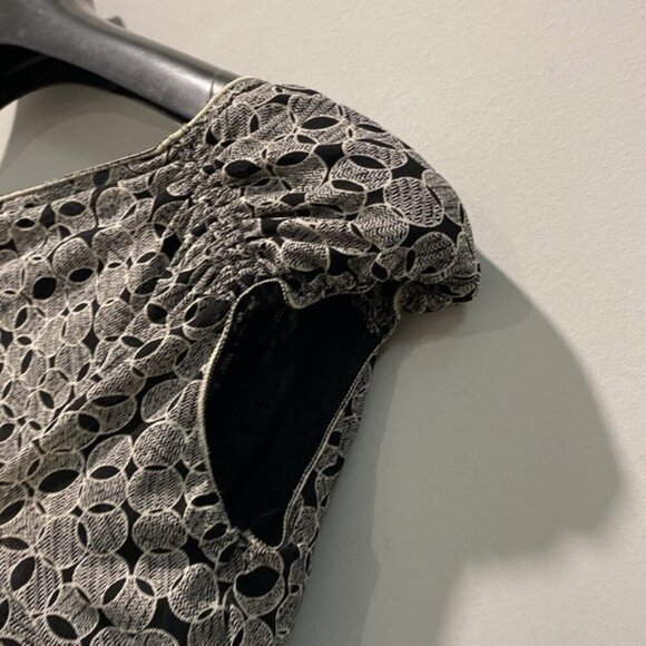 Max Studio Sleeveless Blouse Size Small - Picture 9 of 12